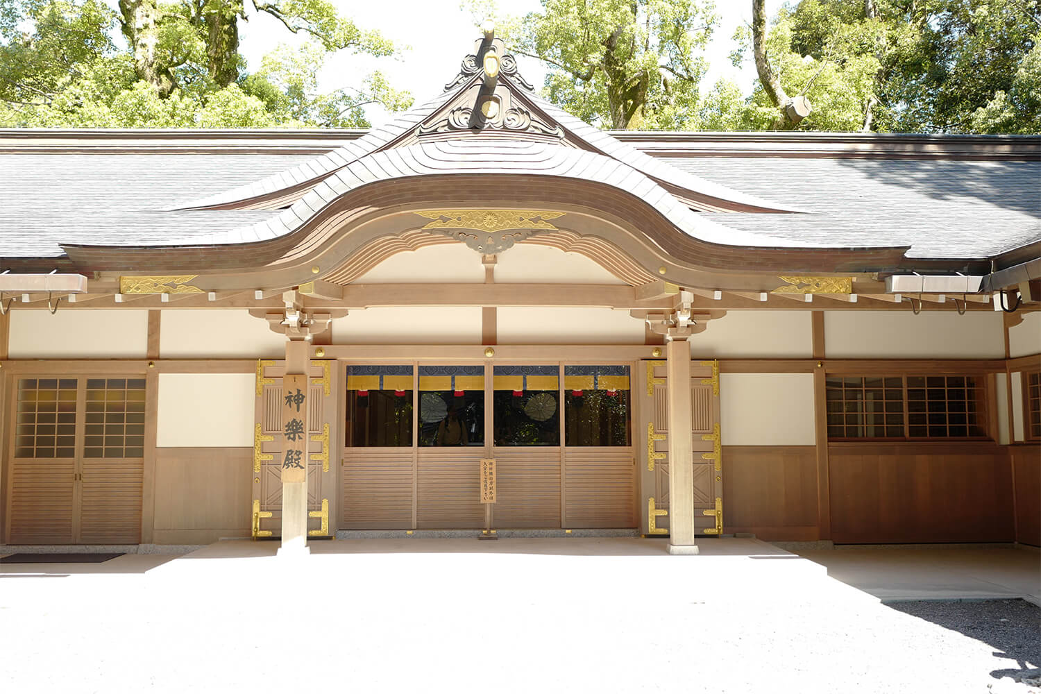 伊勢神宮 外宮 神楽殿1