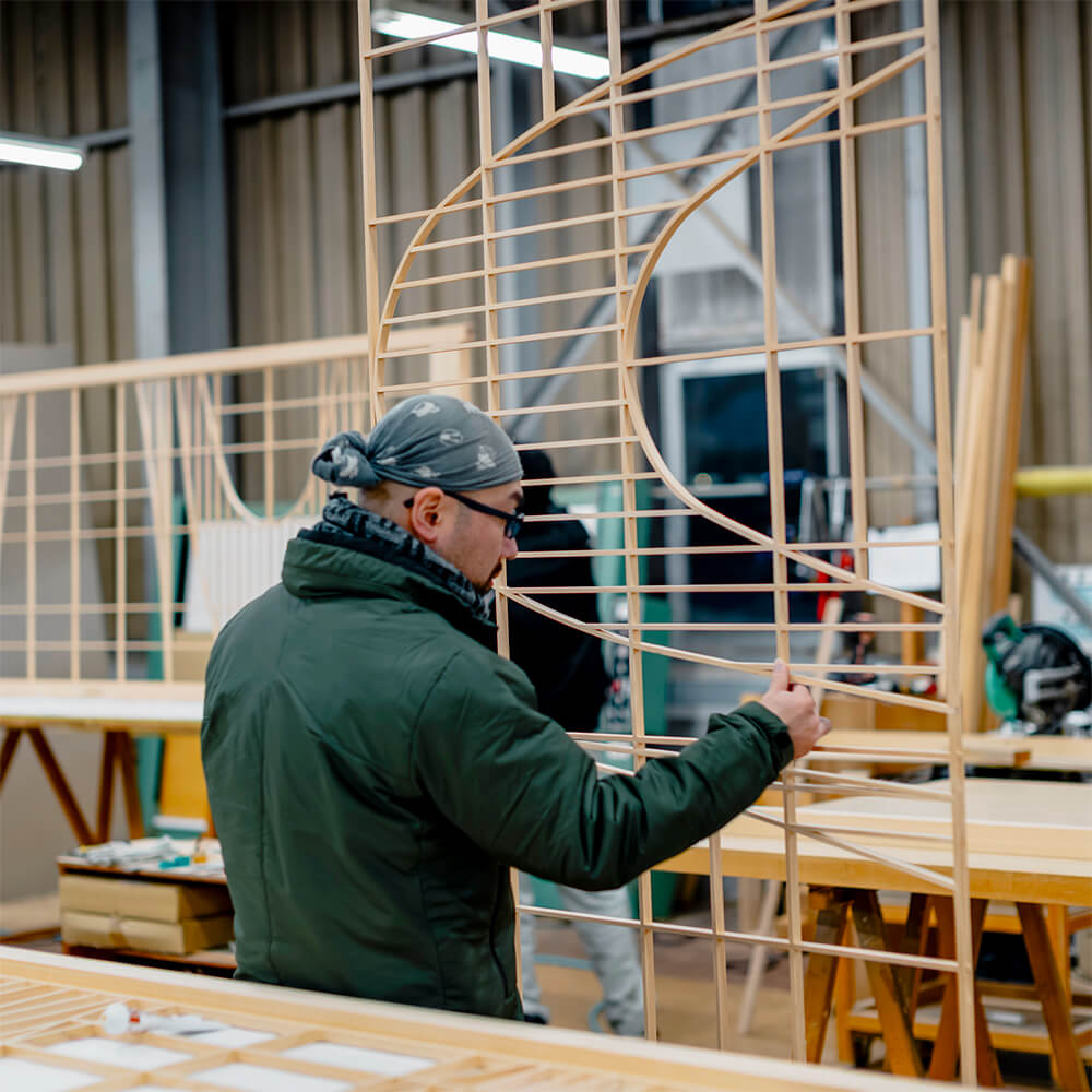 伝統建具の製造風景3
